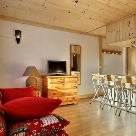 Divisible, Oriente Sud, Balcon En Etage Eleve, Au Pied Des Pistes - Fr-1-455-87 Apartment *
